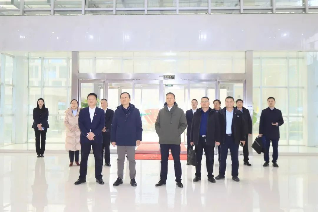 省政府國(guó)資委黨委書(shū)記、主任李濤一行到花花牛乳業(yè)集團(tuán)調(diào)研