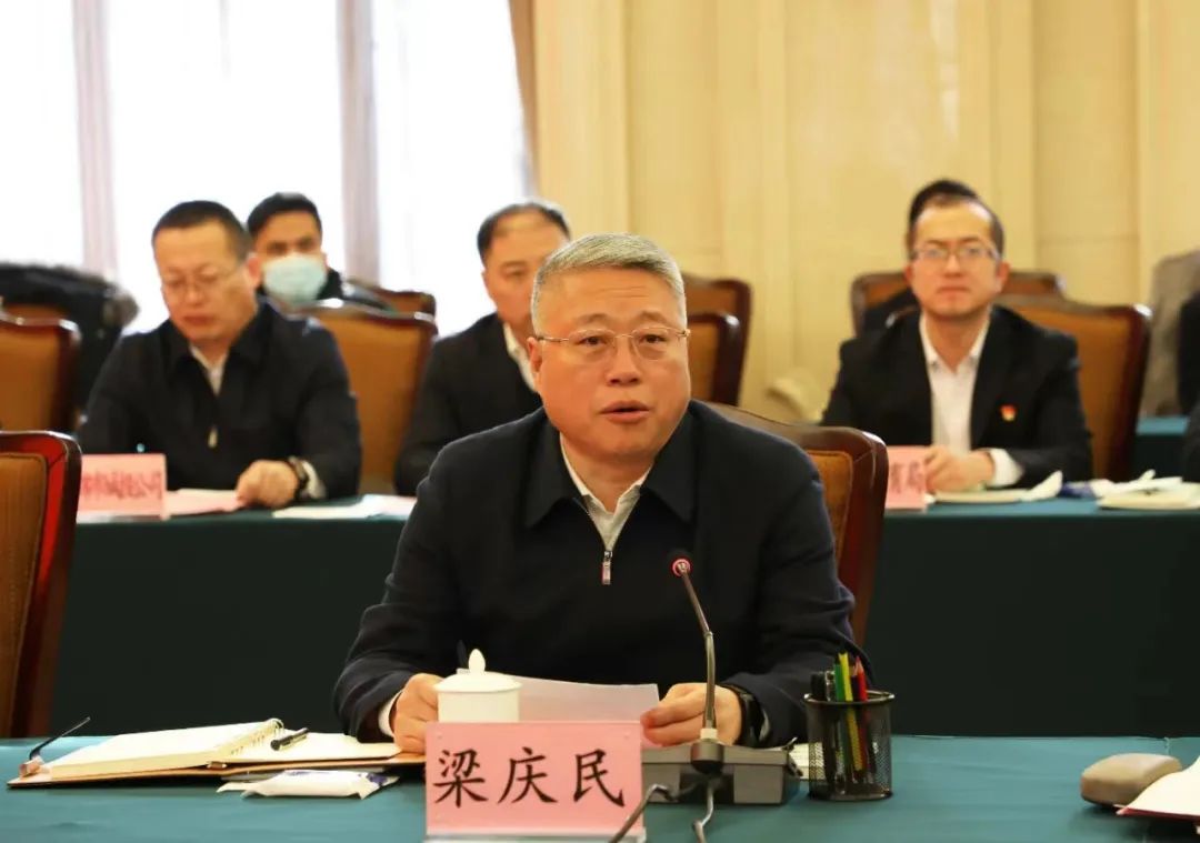 產業(yè)聯動促發(fā)展 合作共贏創(chuàng)未來 | 佳木斯市政府、富錦市政府與花花牛乳業(yè)集團正式簽署戰(zhàn)略合作協議