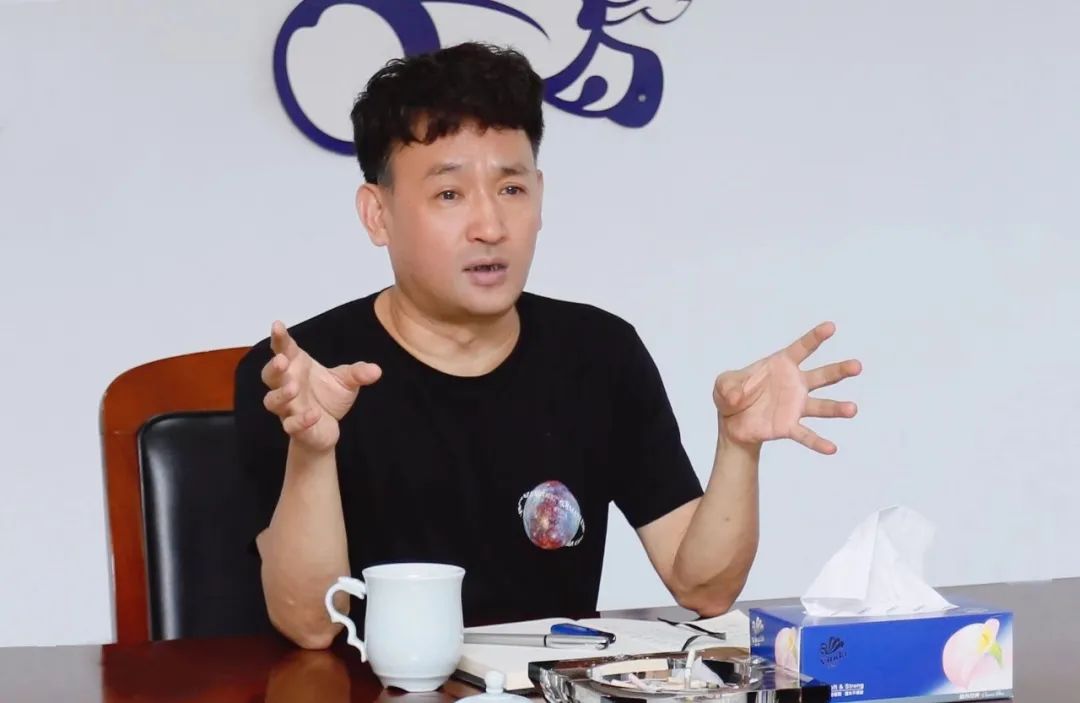 凝心聚力·贏創(chuàng)未來(lái) | 花花牛乳業(yè)集團(tuán)召開營(yíng)銷、養(yǎng)殖及飼料經(jīng)營(yíng)工作會(huì)議