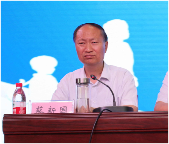 “健康中原，牛奶伴您行——花花牛乳業(yè)集團(tuán)2018中國小康牛奶行動(dòng)” 公益助學(xué)啟動(dòng)儀式隆重舉行