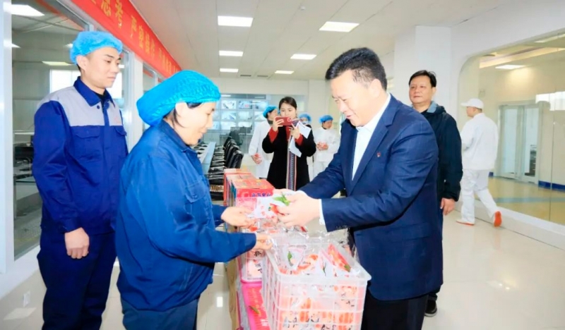 新春慰問送關懷——集團黨委書記、董事長慰問春節(jié)期間堅守崗位的一線職工